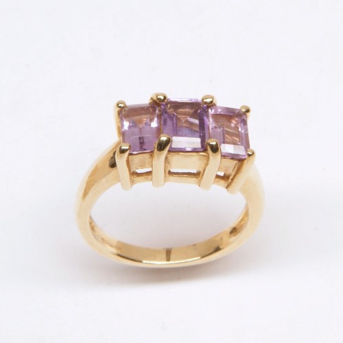 9ct Gold Amethyst Ring
